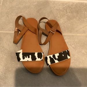 Bamboo Cow Print Sandal